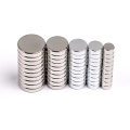 Wholesale Free Sample Customize Super Strong N35 N52 Disc Magnet Neodymium 10x5mm